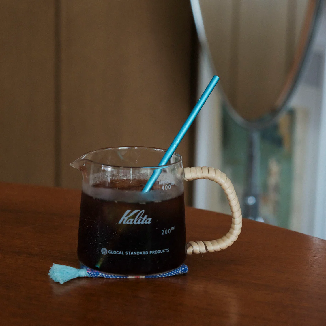 【スタッフの愛用品】グラスみたいに使える「ラタンのコーヒーサーバー」