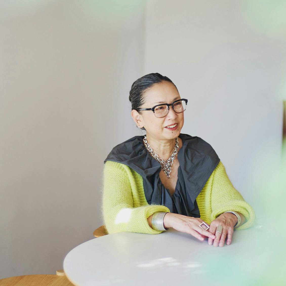 【自分で決めて、自由に生きる】前編：親の期待とはちがうファッションの道へ。結婚、引っ越し、20〜30代の転機を振り返って。