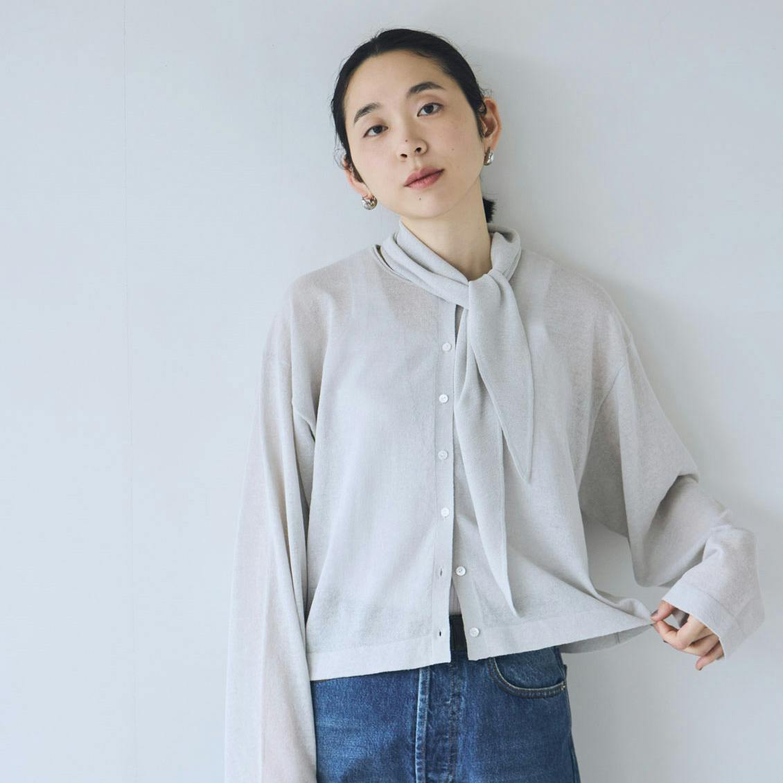 【新商品】UVカット率80％以上！おしゃれしながら素肌を守る、「スカーフ付きカーディガン」が登場です