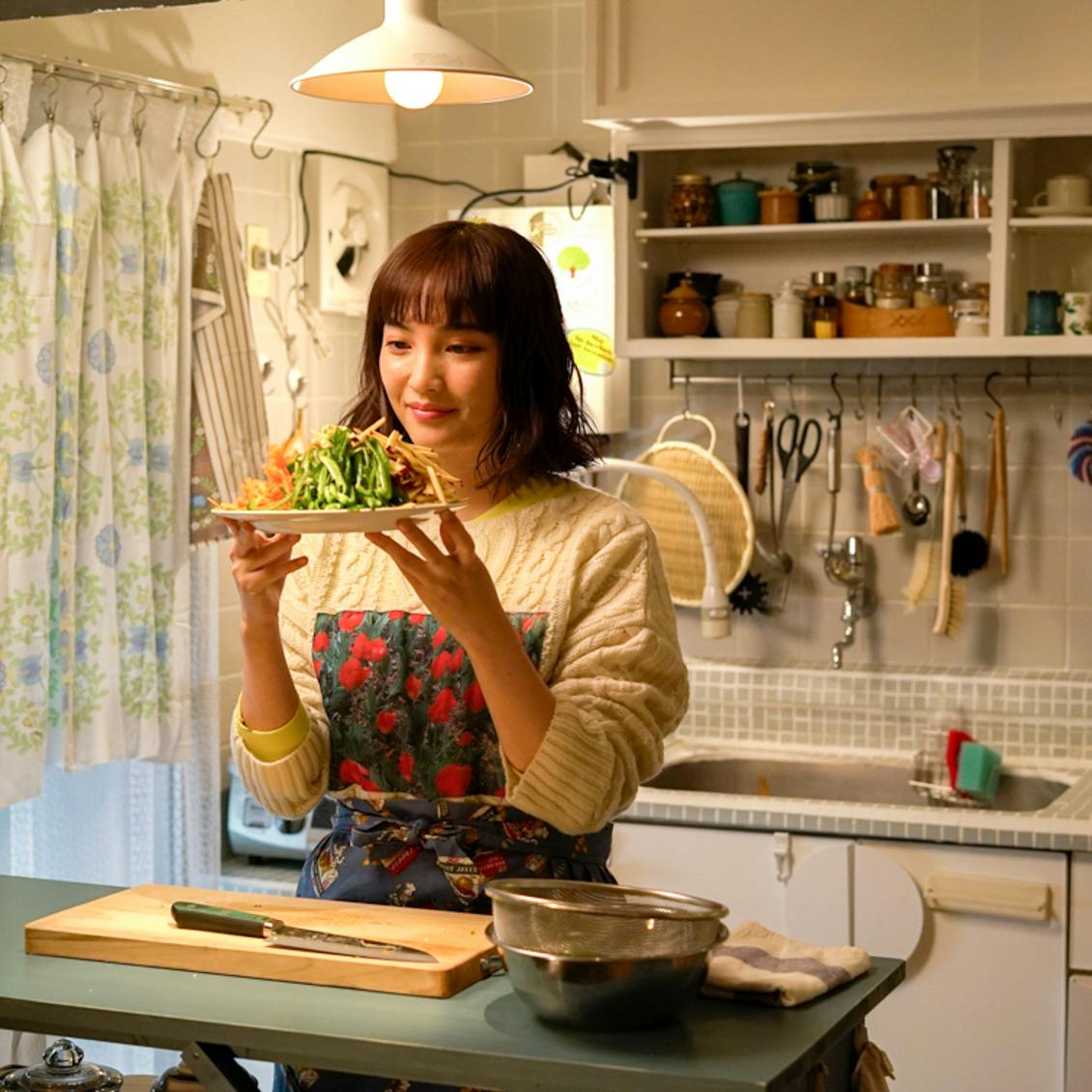 【店長の佐藤より】『ひとりごとエプロン』国内外配信拡大に寄せてお礼とメッセージ