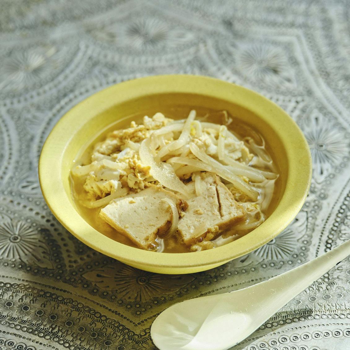 【具沢山スープ】3：カレー風味が食欲そそる「厚揚げともやしのかき玉スープ」