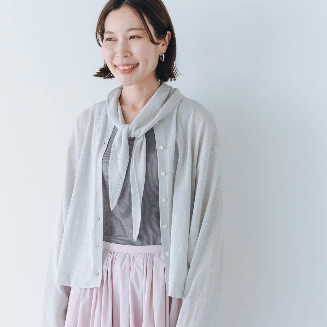 【着用レビュー】おしゃれも日よけも。「リネン混のUVカットカーディガン」を3名が着てみました