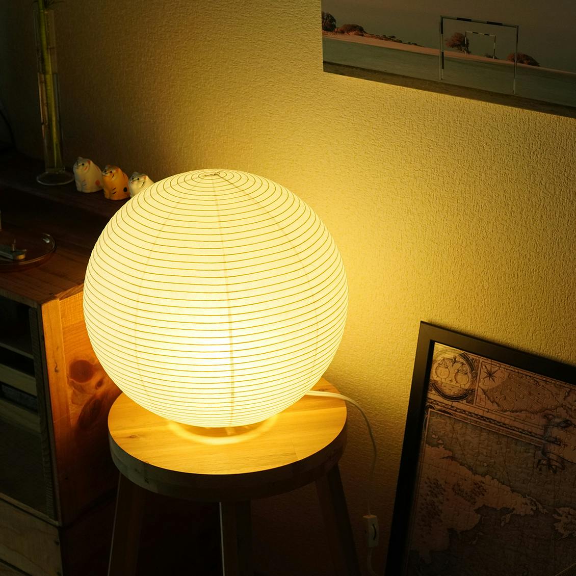 【スタッフの愛用品】どんなインテリアにも馴染む。優しい光のまあるいランプ