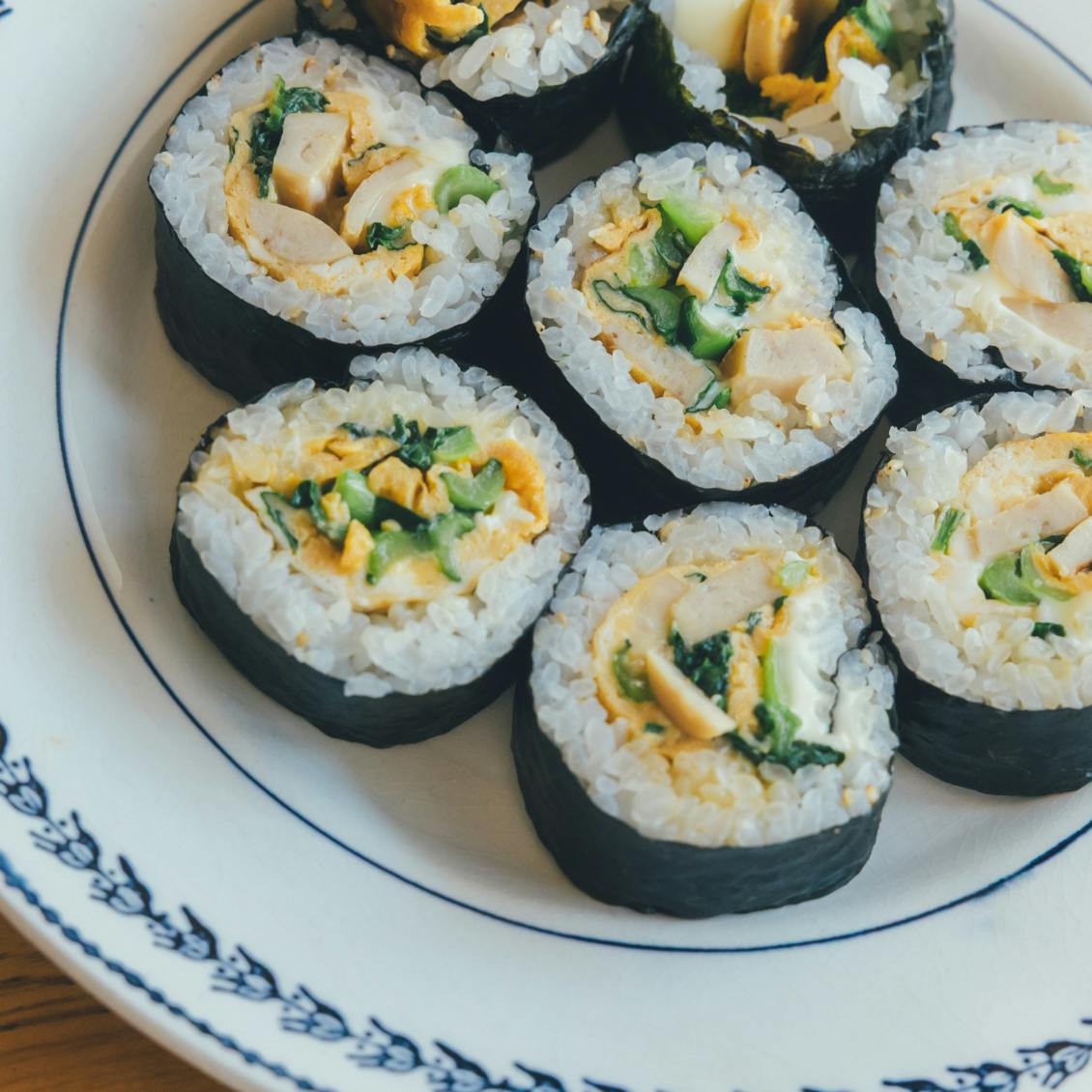 【春の海苔巻き】03：子どもに大人気。「ウインナーとチーズのオムレツ海苔巻き」