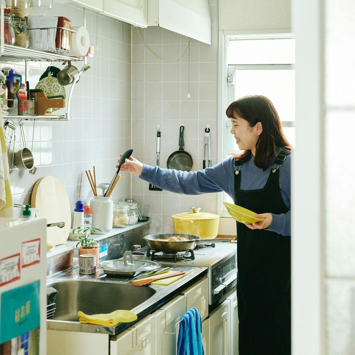 スタッフのキッチン探訪】ずっと愛せるキッチン雑貨を迎えたら。「陶器