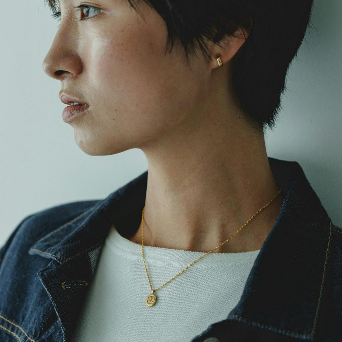 毎日コーデに似合うコインネックレス