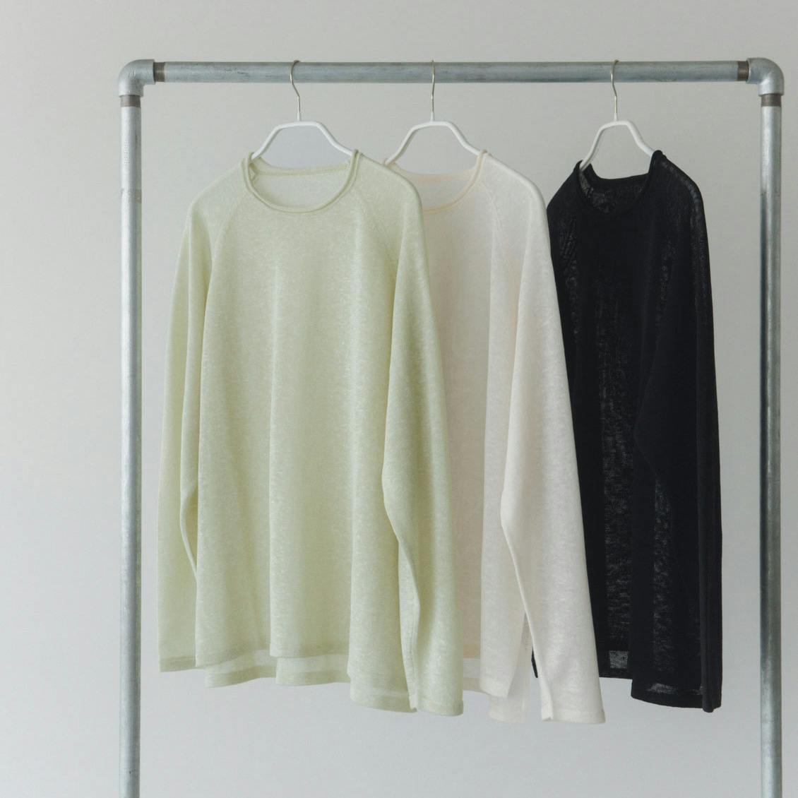 【新商品】今から夏まで嬉しい「涼やか素材の長袖シアーニット」が新登場です