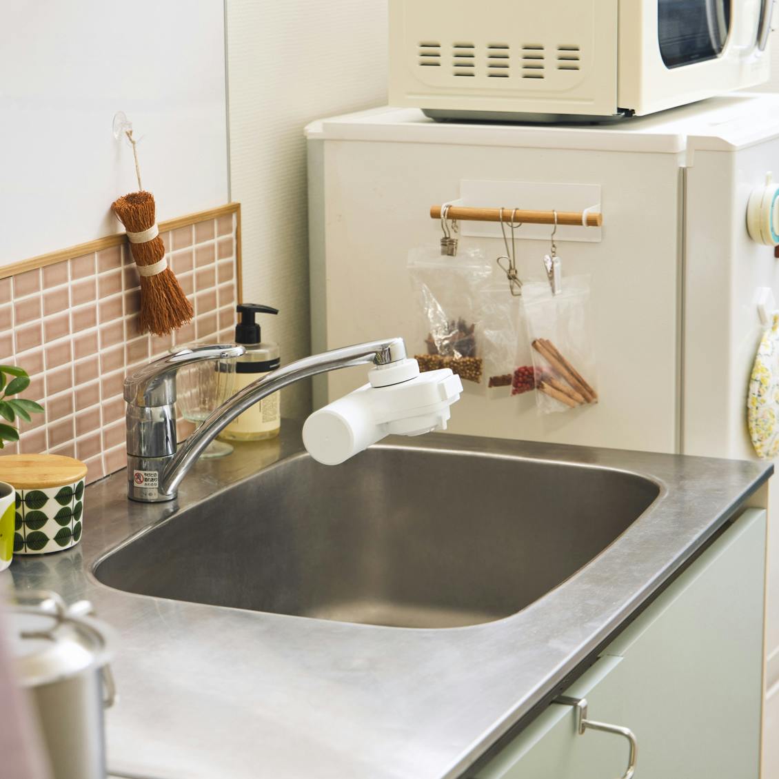 【おいしい水をもっと身近に】毎日を便利に変える、蛇口直結型浄水器ってどんなもの？