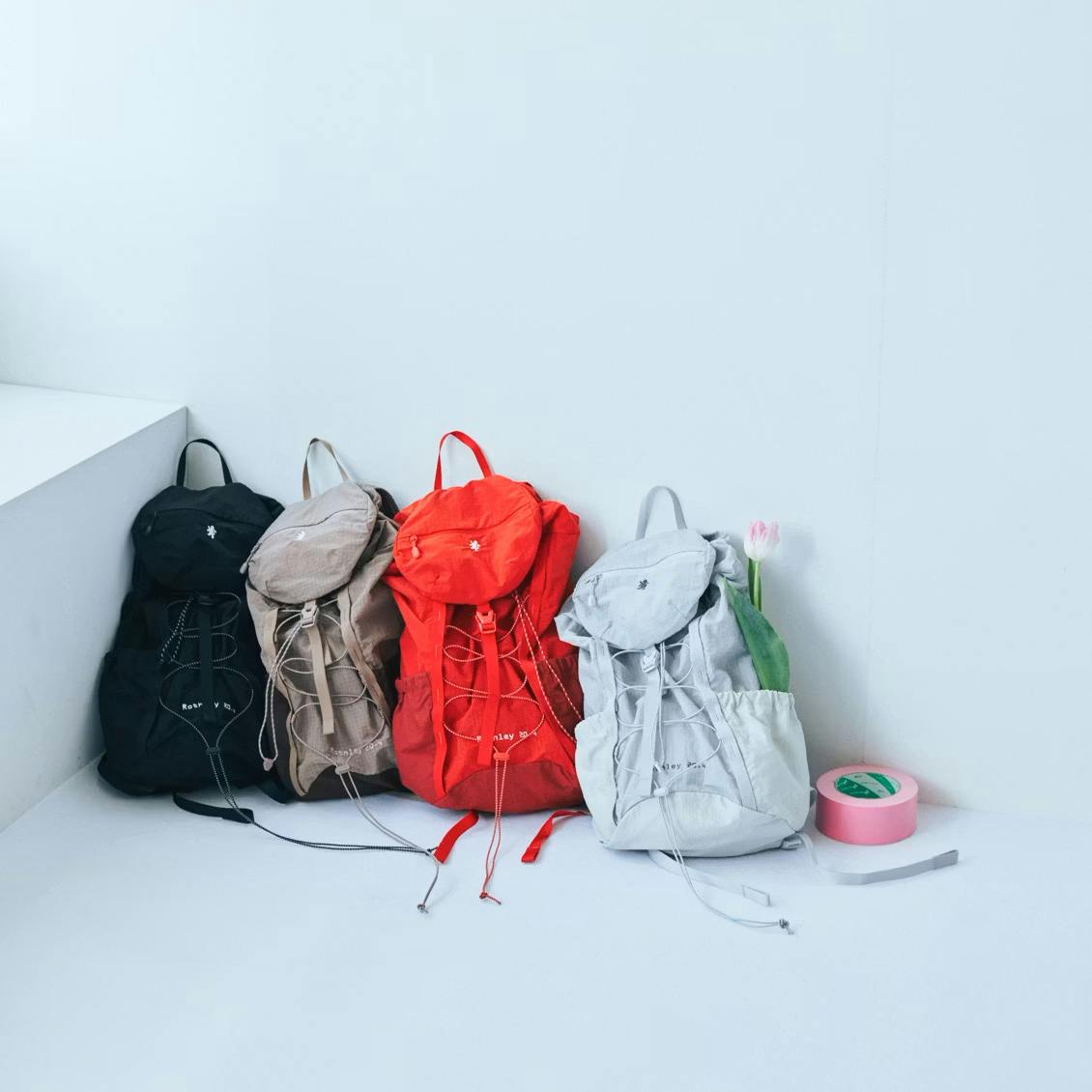 【バイヤー裏話】今日のコーデに合わせたくなる、軽やかでミニマルなGymphlexバックパックが届きました