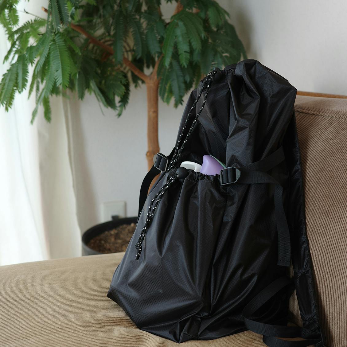 【スタッフの愛用品】しゃがんでも、走っても、抱っこもへっちゃら。毎日頼れるバックパック