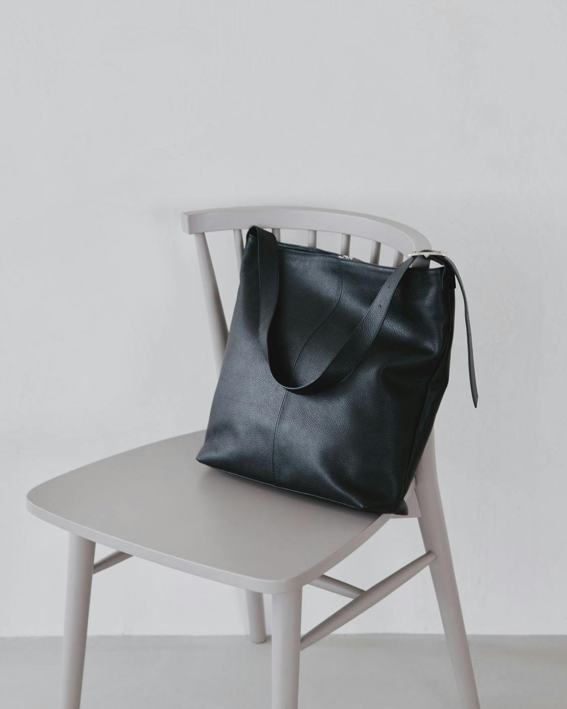 北欧の暮らしの道具店レザーバッグ KURASHI&TRIP PUBLISHING 北欧の暮らしの道具店レザーバッグ KURASHI&TRIP PUBLISHING