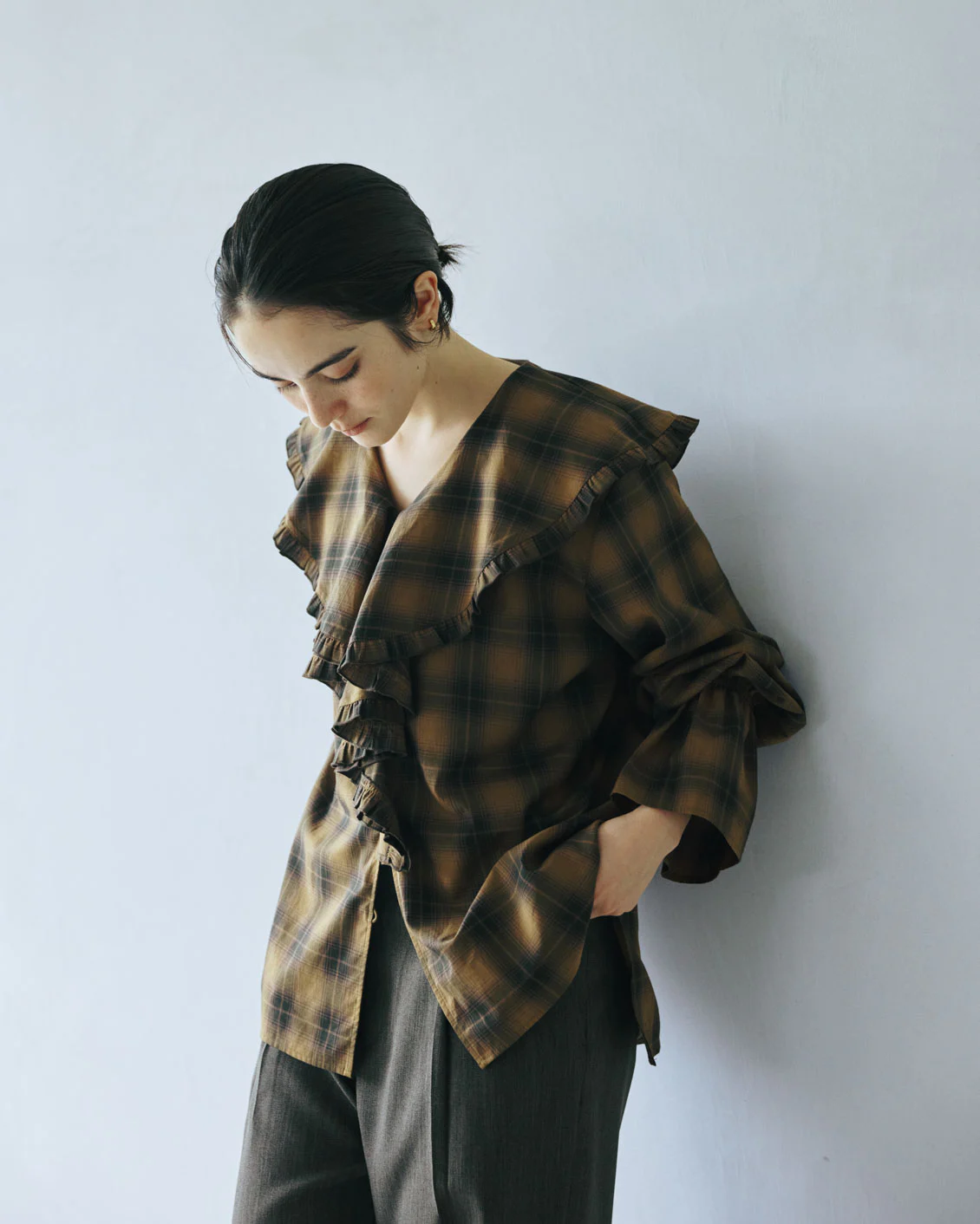 【新商品】大人の秋に、ピリッと甘く。「チェック柄のフリルブラウス」をつくりました