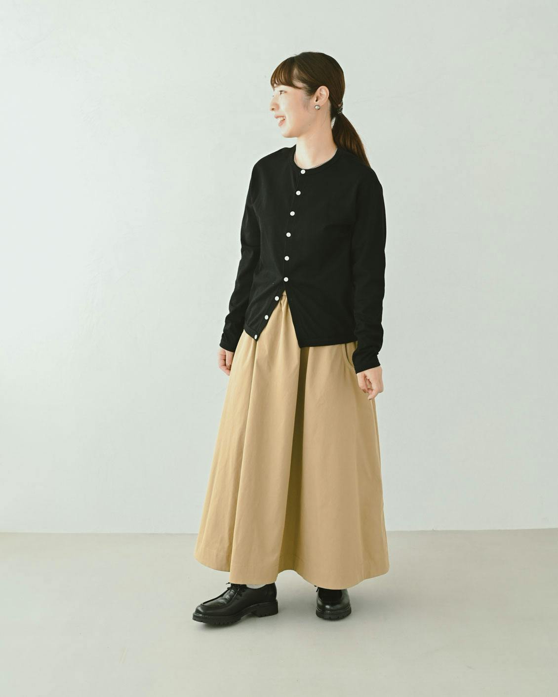 着用レビュー】香菜子さんとつくったフレアスカートをスタッフ4名が