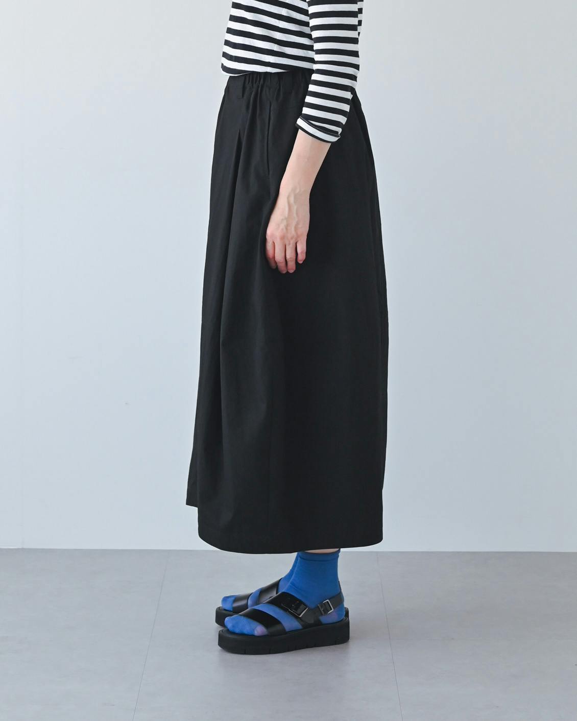 着用レビュー】コクーンスカートをスタッフ5名が着てみました - 北欧