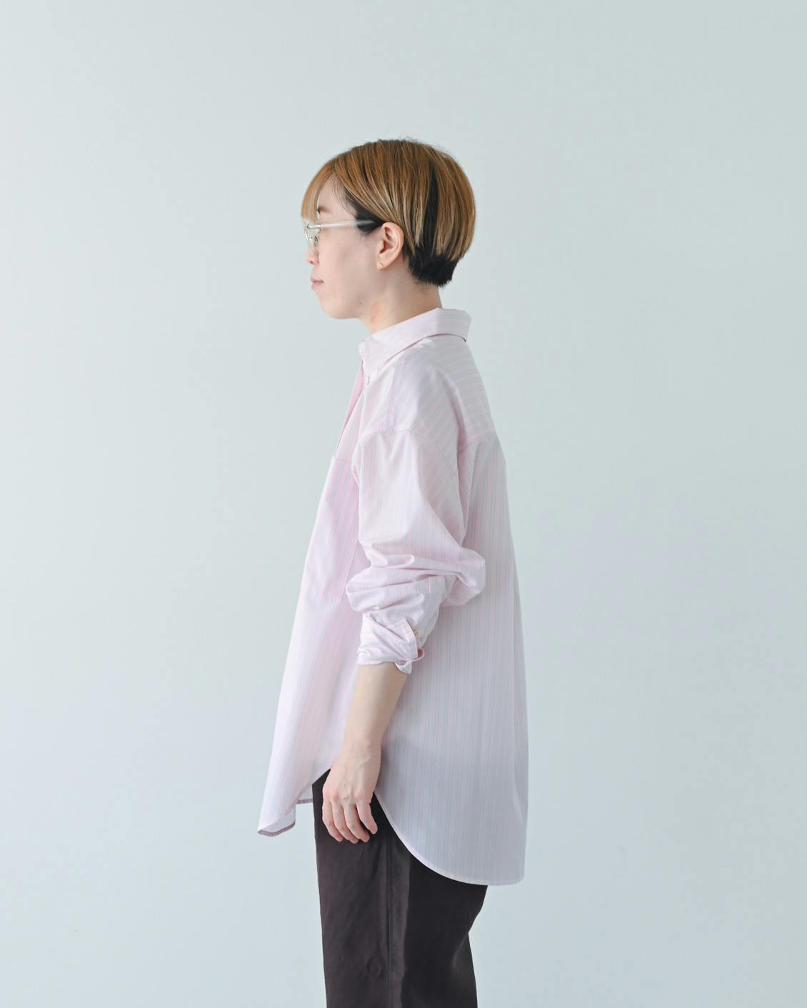 着用レビュー】 UVカットもできるオーバーシャツを5名が着てみました
