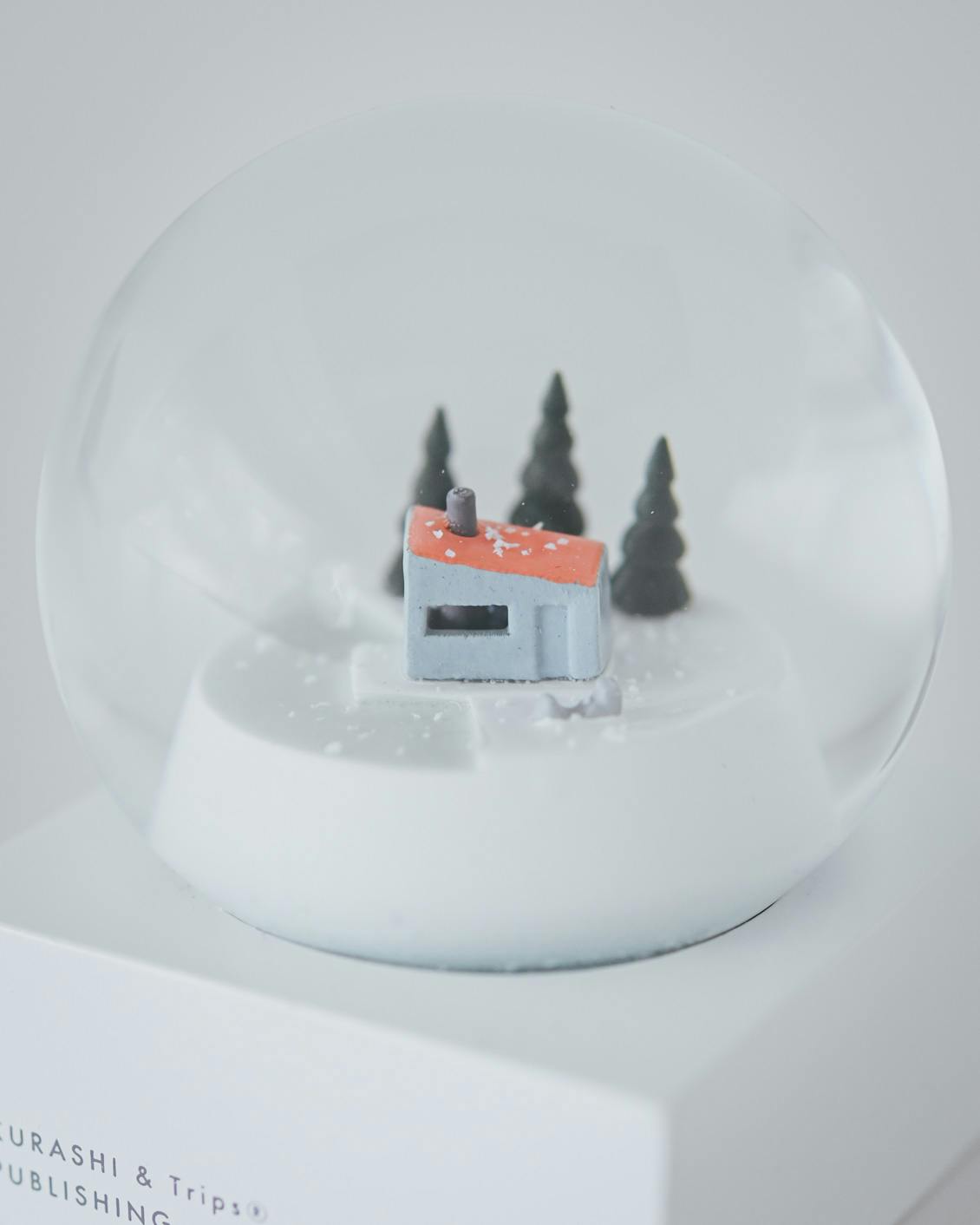 同時発売】毎年人気のクリスマス飾りがそろって登場！「スノードーム