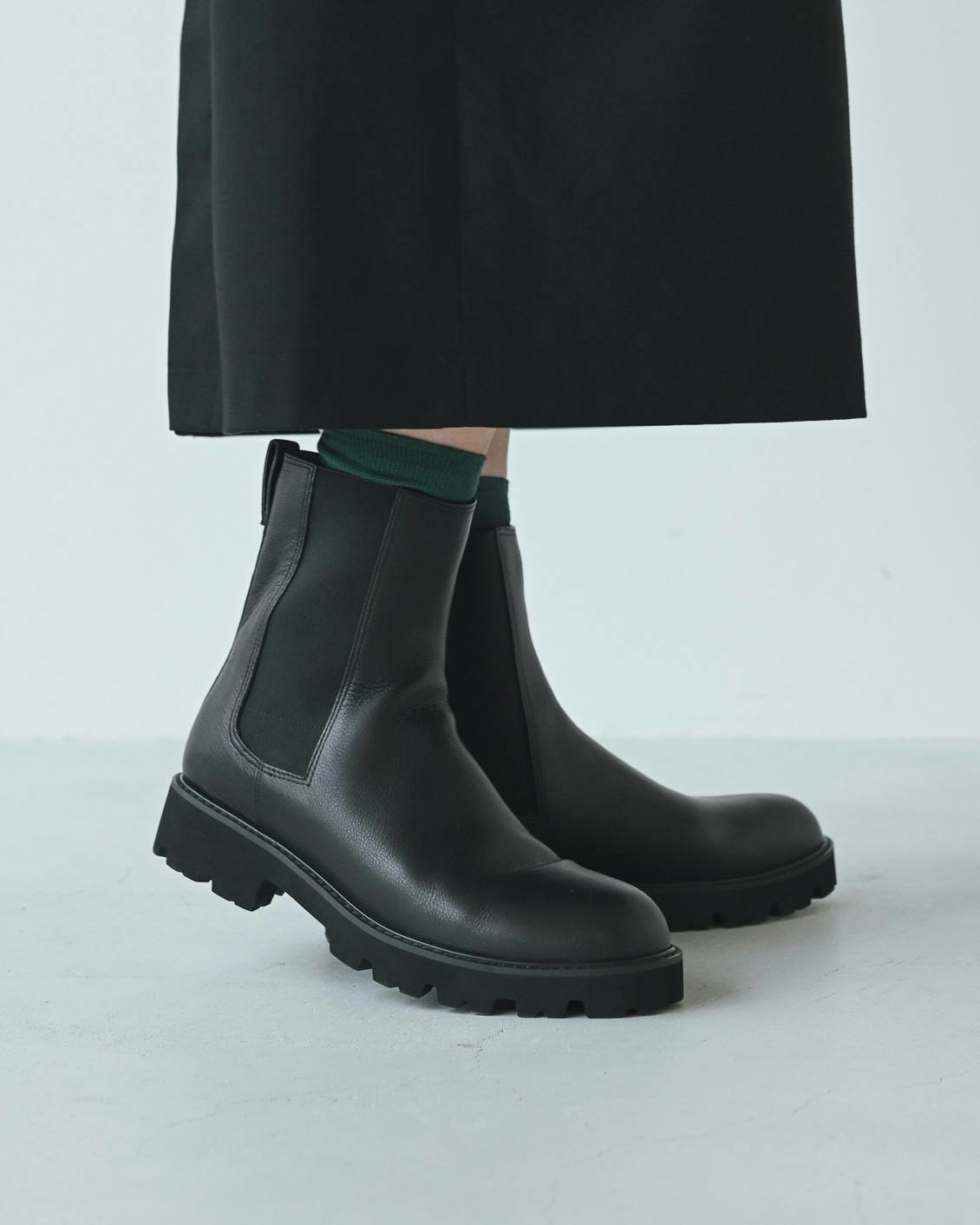 着用レビュー】新作登場！当店オリジナルシューズの「サイドゴアブーツ