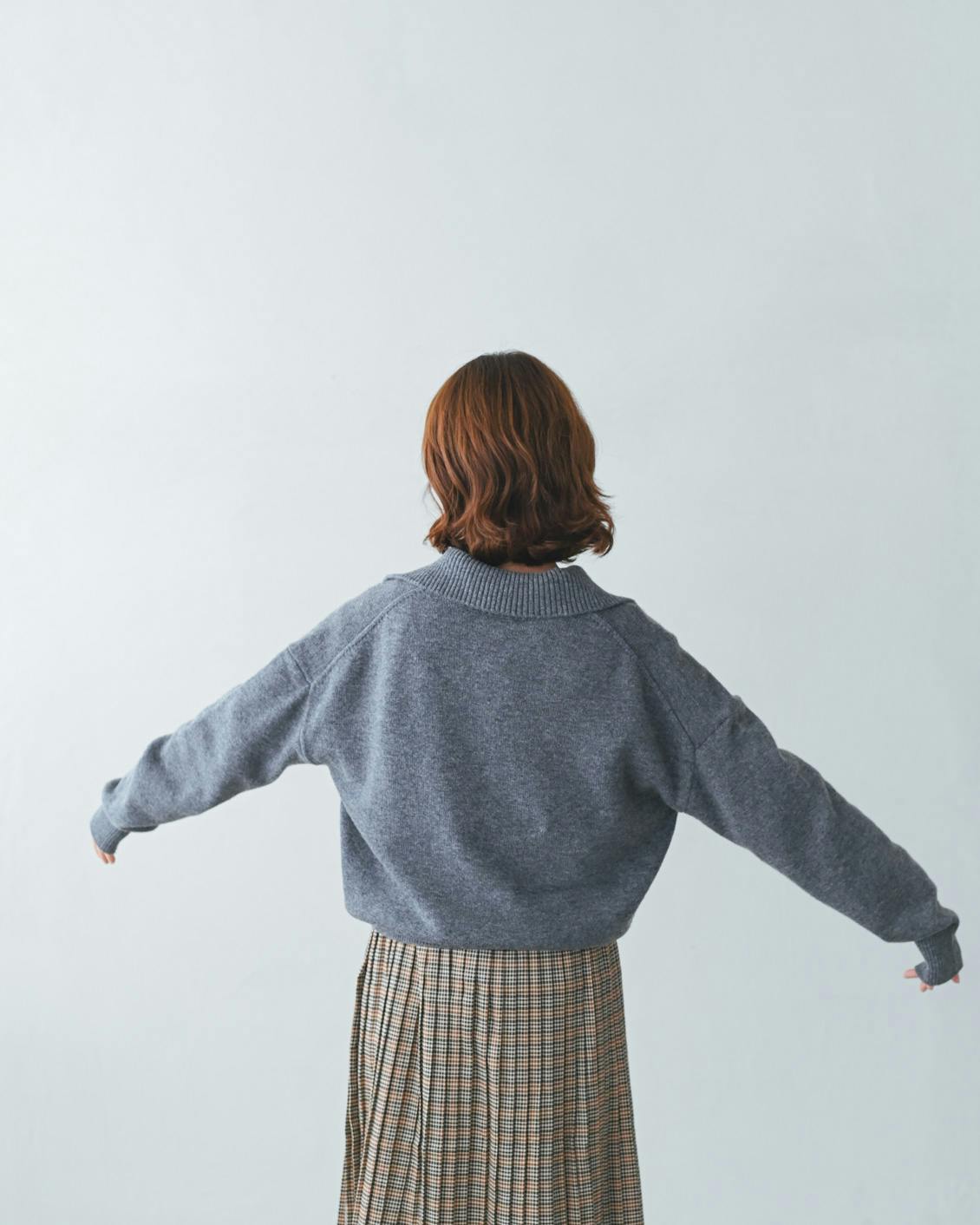 着用レビュー】襟付きニットをスタッフ4名が着てみました - 北欧