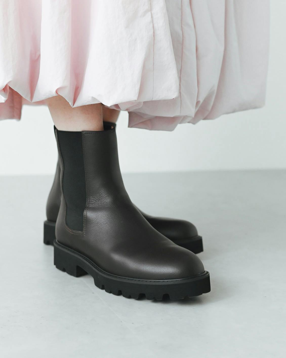 新品未使用 [北欧暮らしの道具店] こだわりソールのサイドゴアブーツ