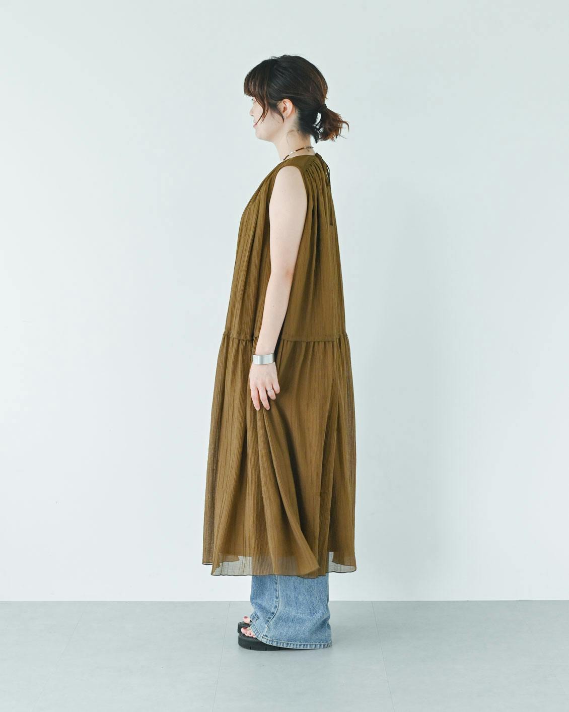 着用レビュー】この夏の、とっておき。「ランダムプリーツの