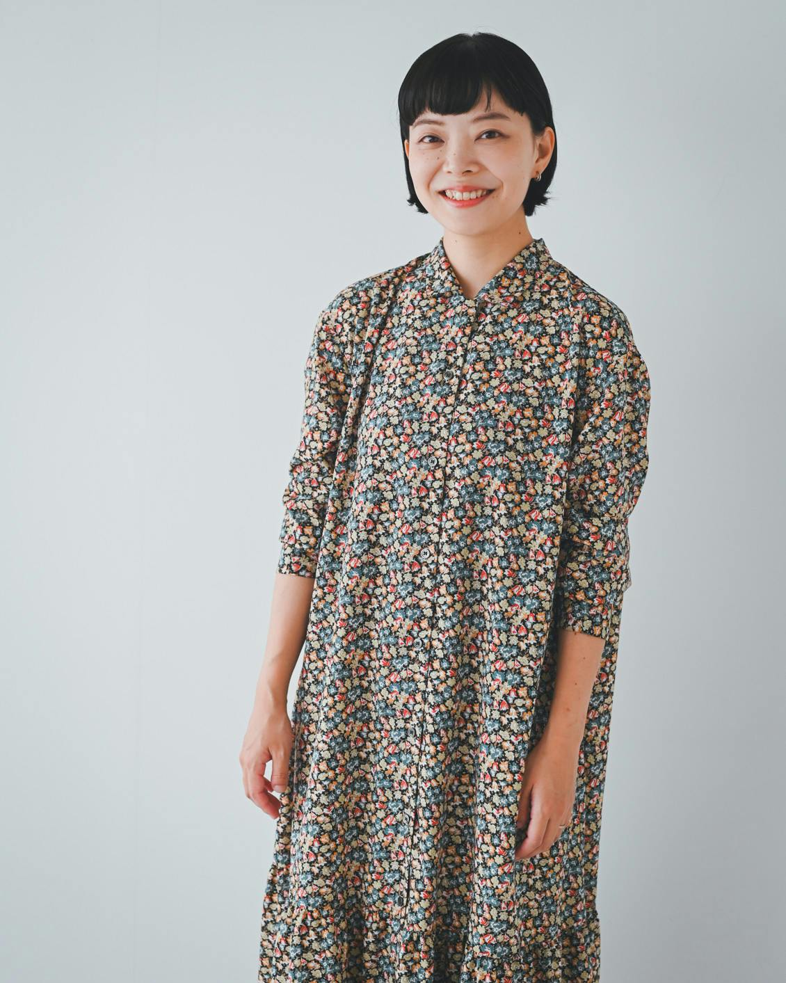 着用レビュー】大人の花柄ワンピースを、6名のスタッフが試着しました