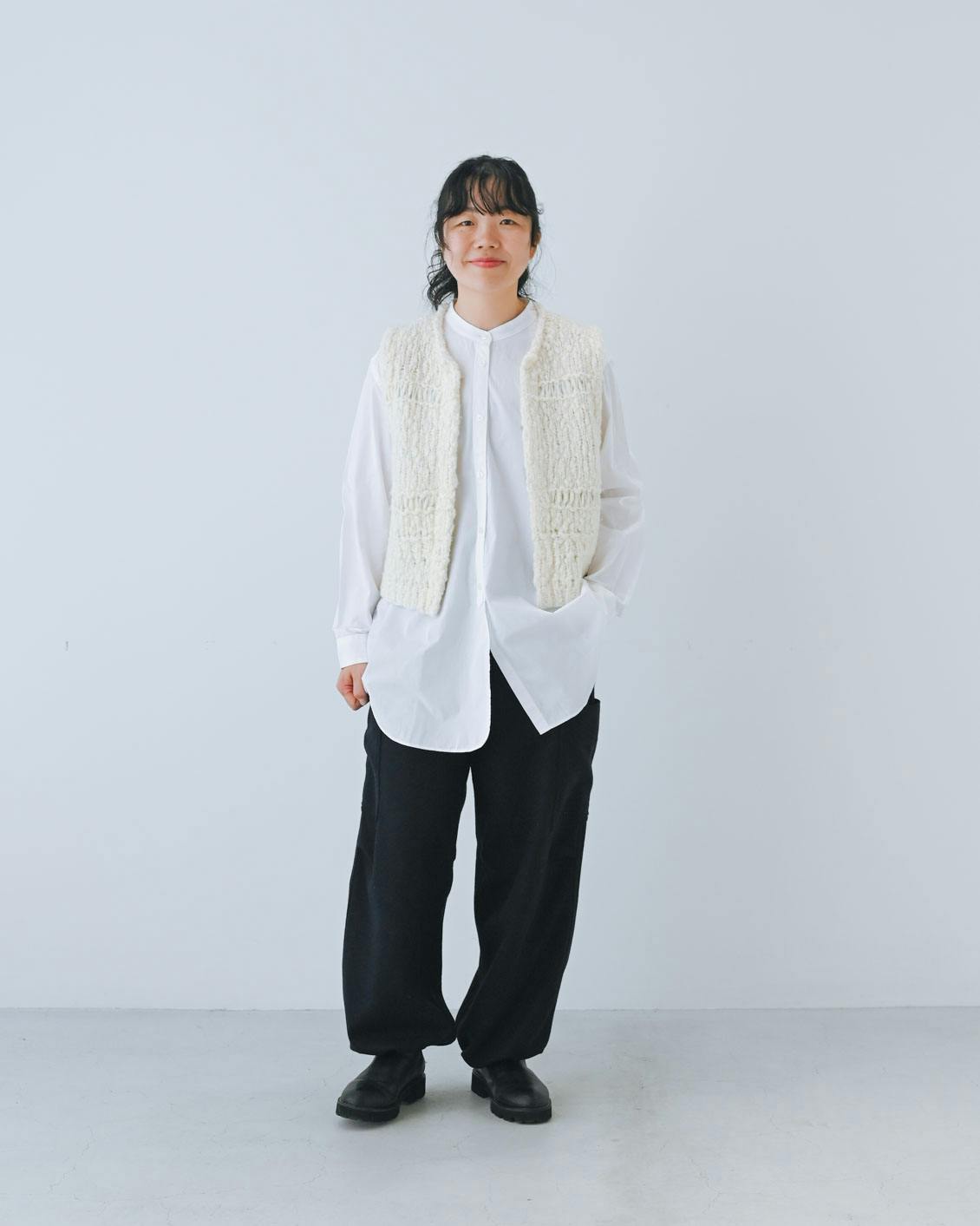 味変ニットベスト】重ねるだけでおしゃれ決まる。スタッフ3名のニット