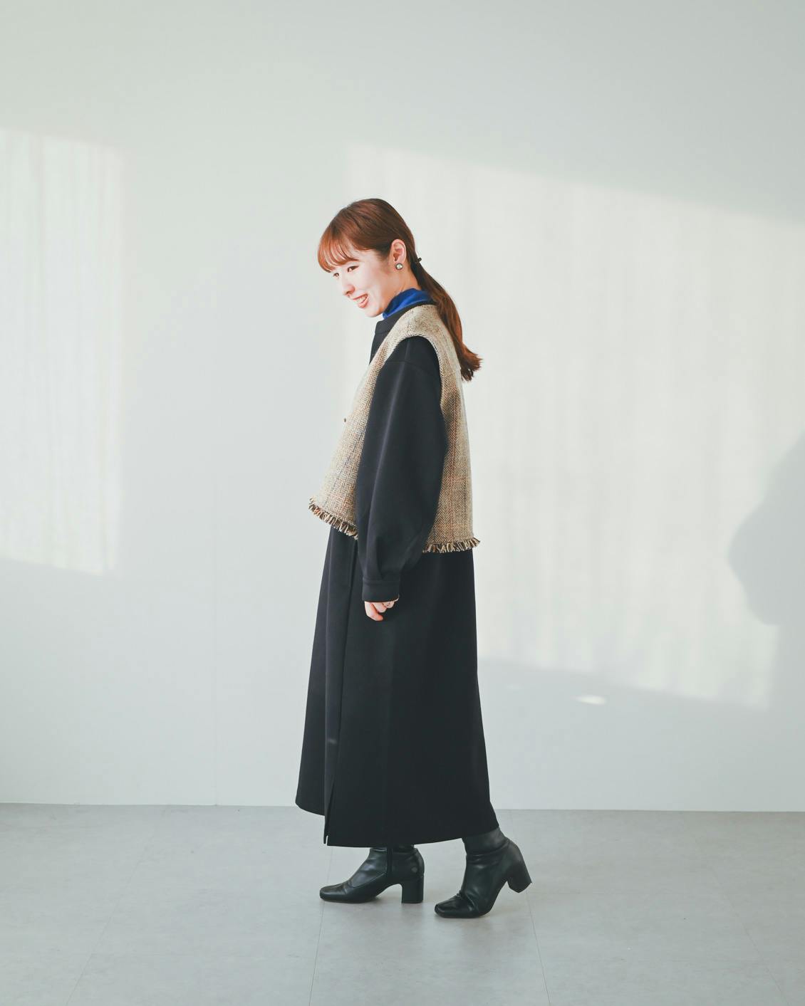 着用レビュー】ポンチ素材のワンピースを5名のスタッフが試着しました