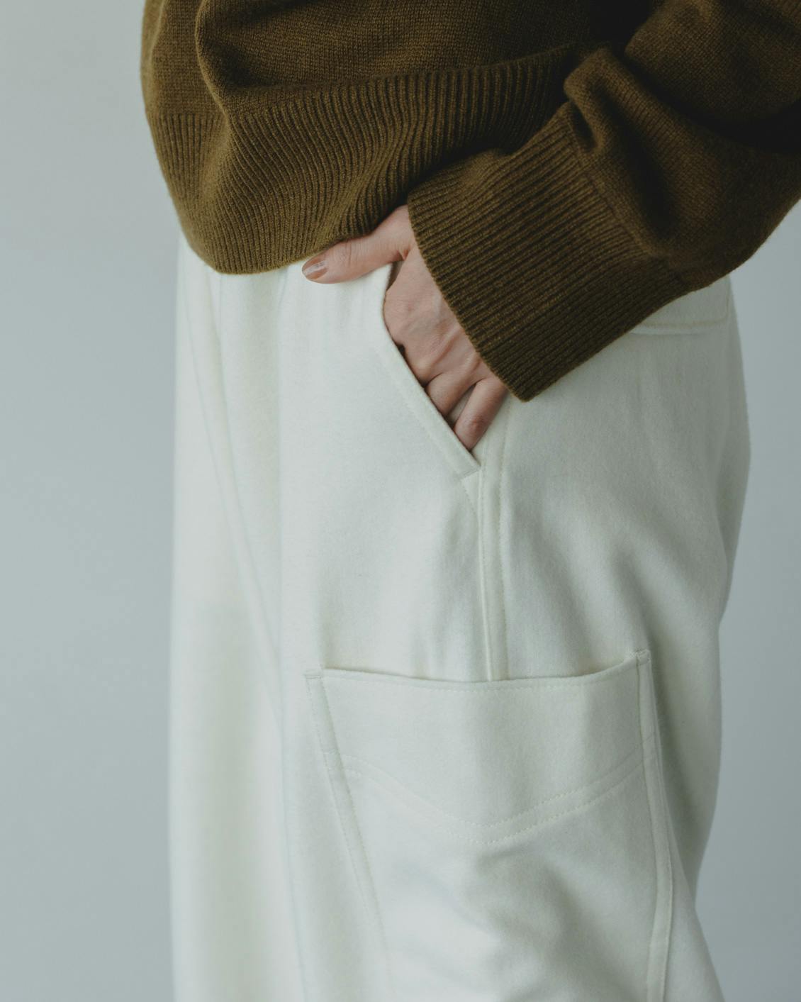 新商品】あの人気のカーゴパンツが冬仕様に。大人らしさはそのままに