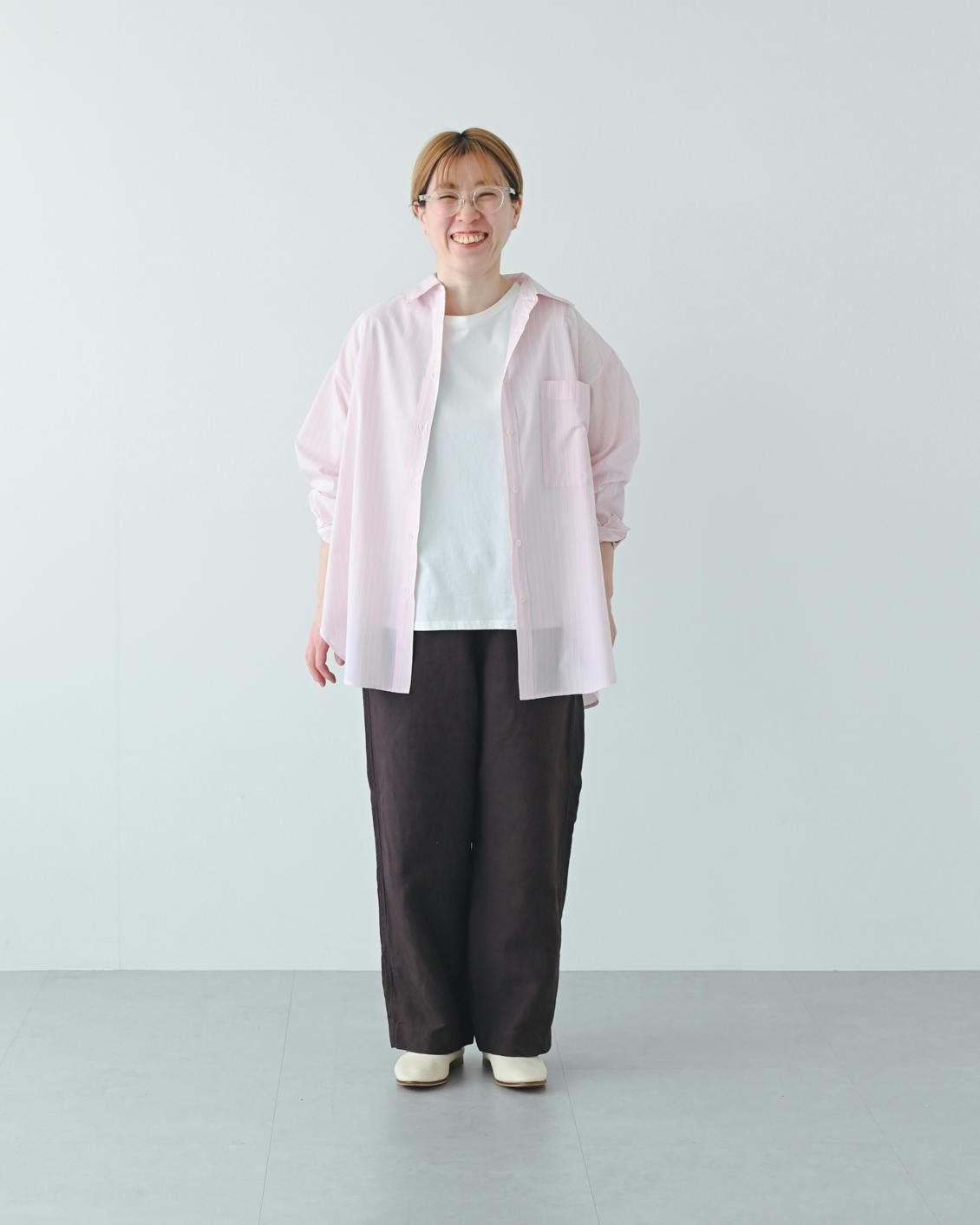 着用レビュー】 UVカットもできるオーバーシャツを5名が着てみました
