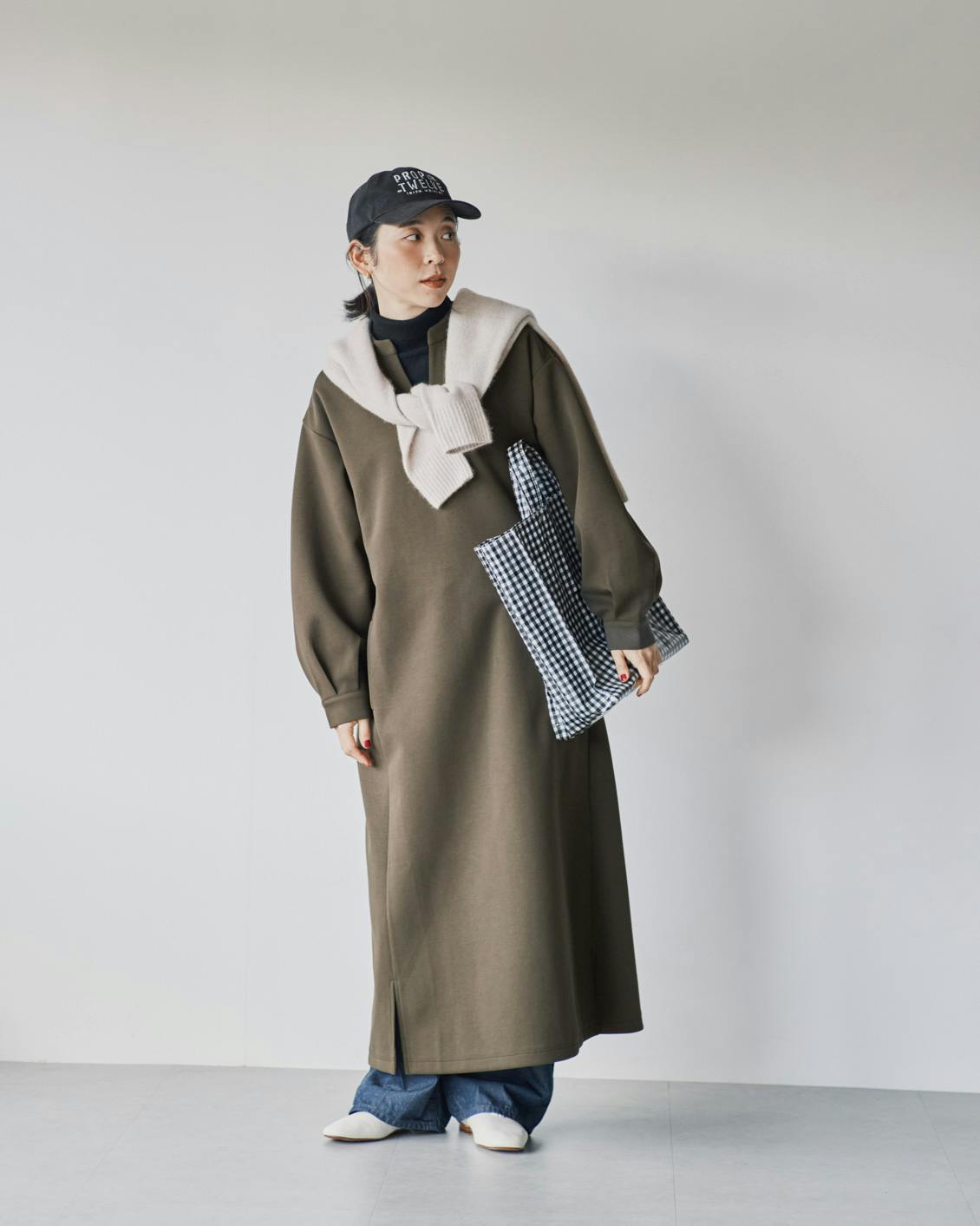 新商品】日常も特別な日にも、迷わず着られる「ポンチ素材のワンピース