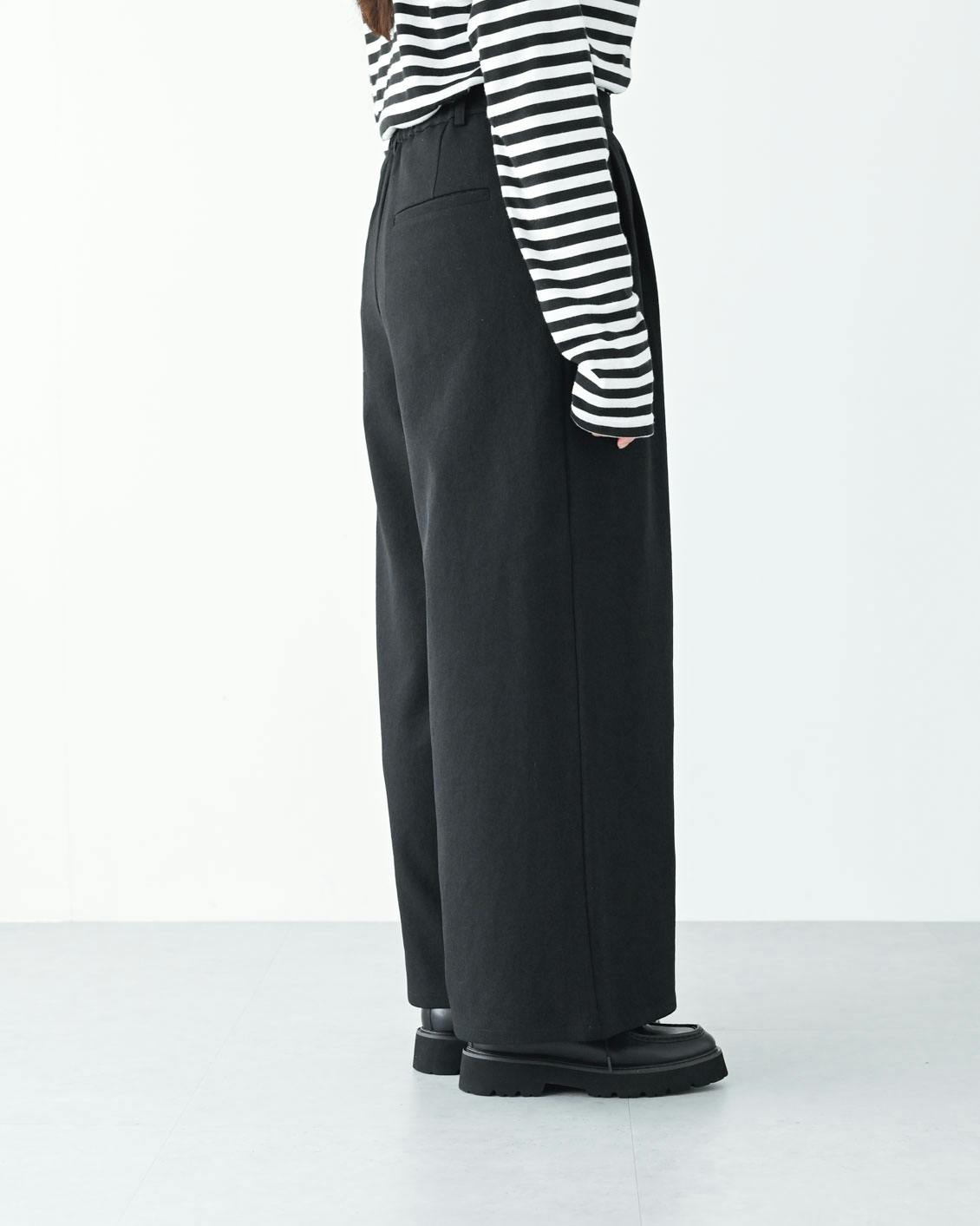 着用レビュー】スタッフ6名が「シワになりにくいワイドパンツ