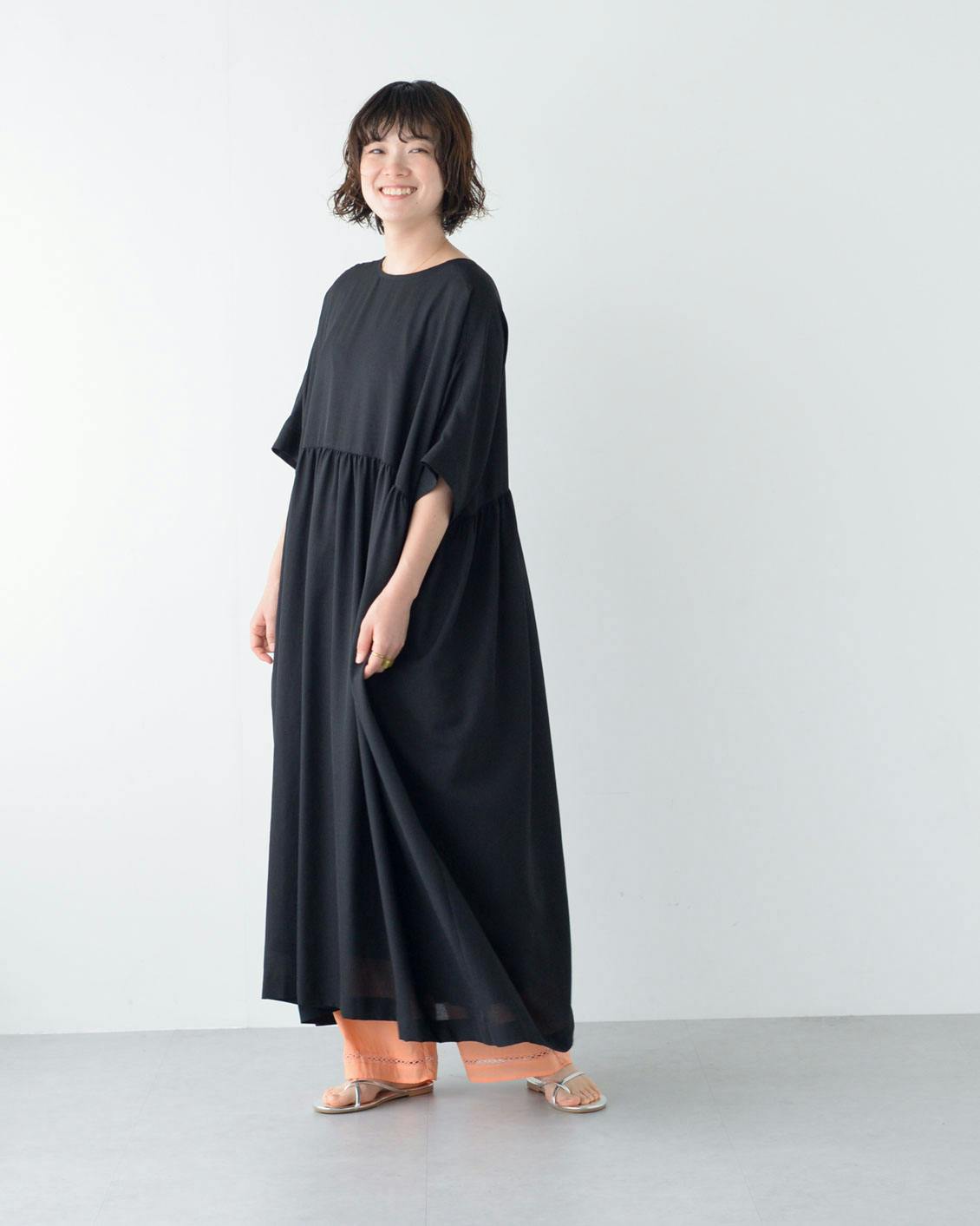 着用レビュー】「foufou」のドルマンスリーブワンピースを身長違いの4