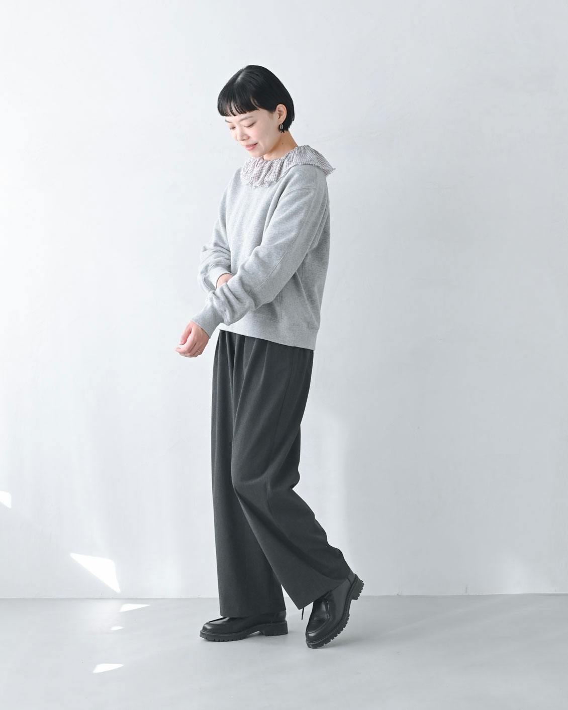 着用レビュー】2サイズ展開。「ふんわり素材の定番スウェット」を5名が