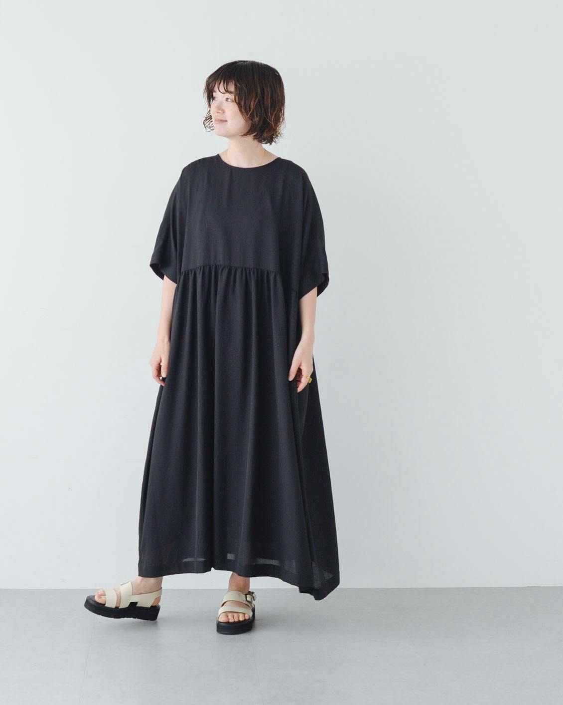 着用レビュー】「foufou」のドルマンスリーブワンピースを身長違いの4