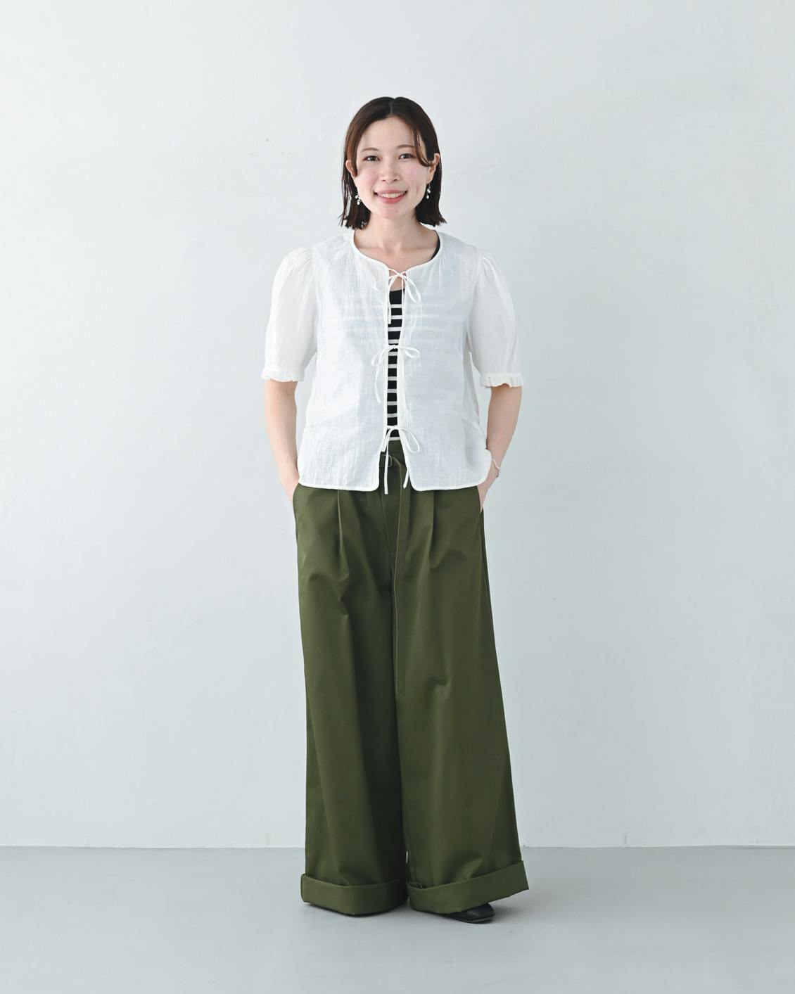 着用レビュー】「大人のためのワイドチノパンツ」を5名のスタッフが着