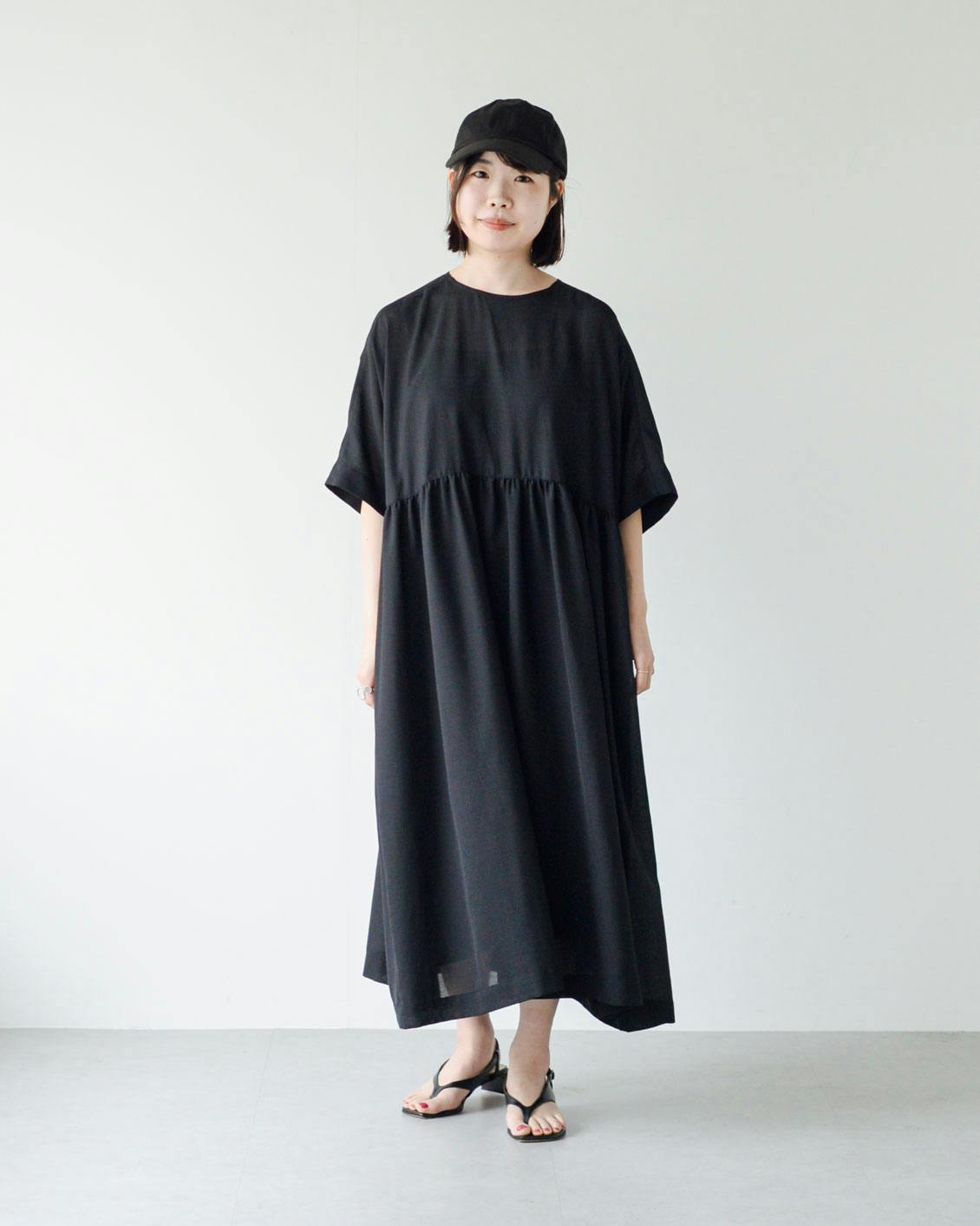 df2_0370_4.jpg?auto=format,