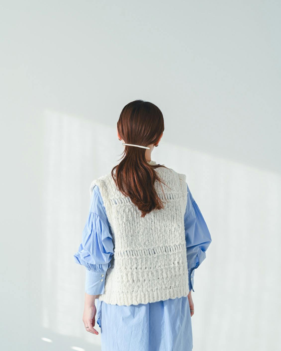 着用レビュー】チャンキーニットベストをスタッフが試着しました