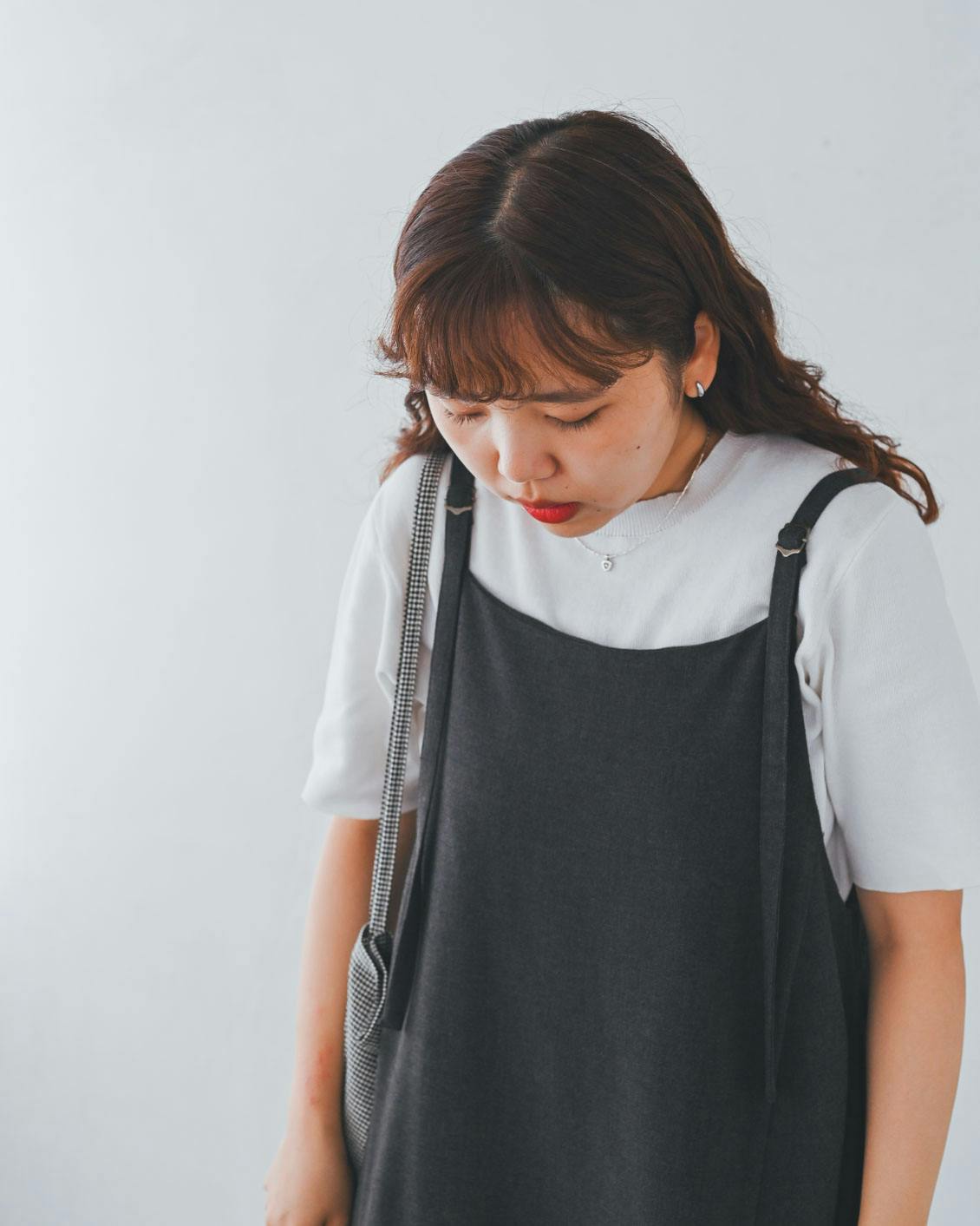 北欧、暮らしの道具店　サロペットスカート　Ｓサイズ　チャコールグレー この一着で秋じたく】今年はどう着る？愛用スタッフの