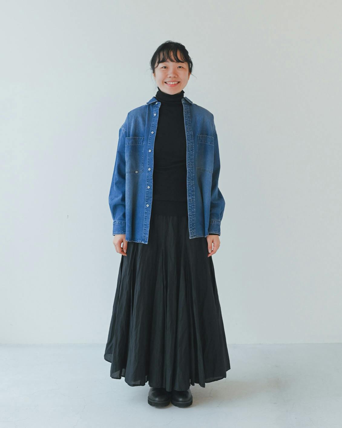 着用レビュー】MEYAMEのソフトリブタートルネックを3名のスタッフが