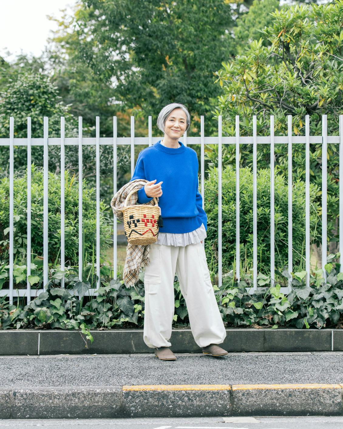 あの人が着てみたら】ラフなニットにも。シックなジャケットにも。青木
