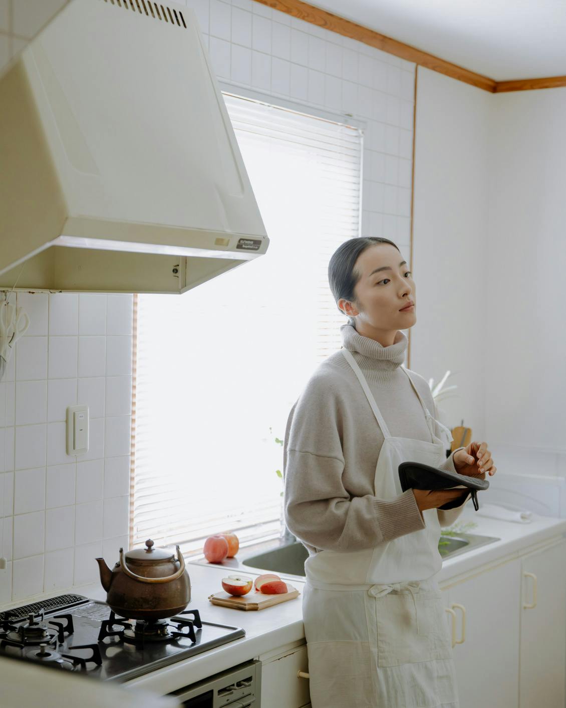 新商品】冬の毎日をかろやかに。カシミヤシルク混のやわらかニットが