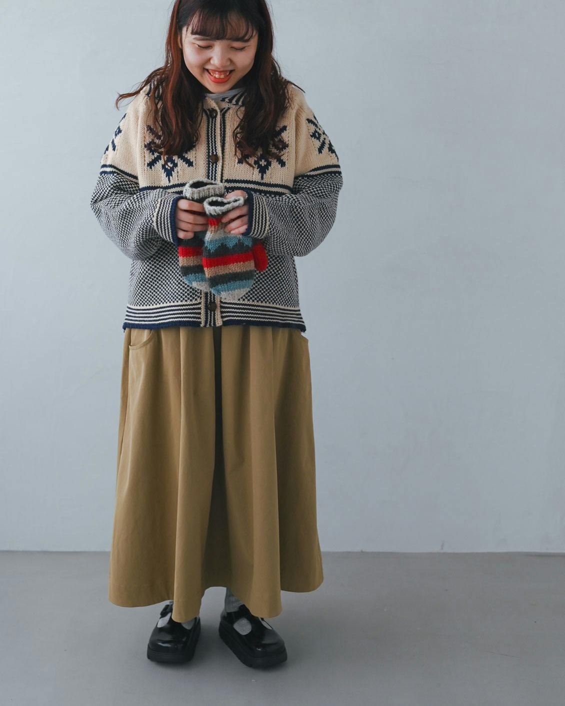 カジュアルなスカート】チノパン感覚で、お出かけに。「ラテ」色の