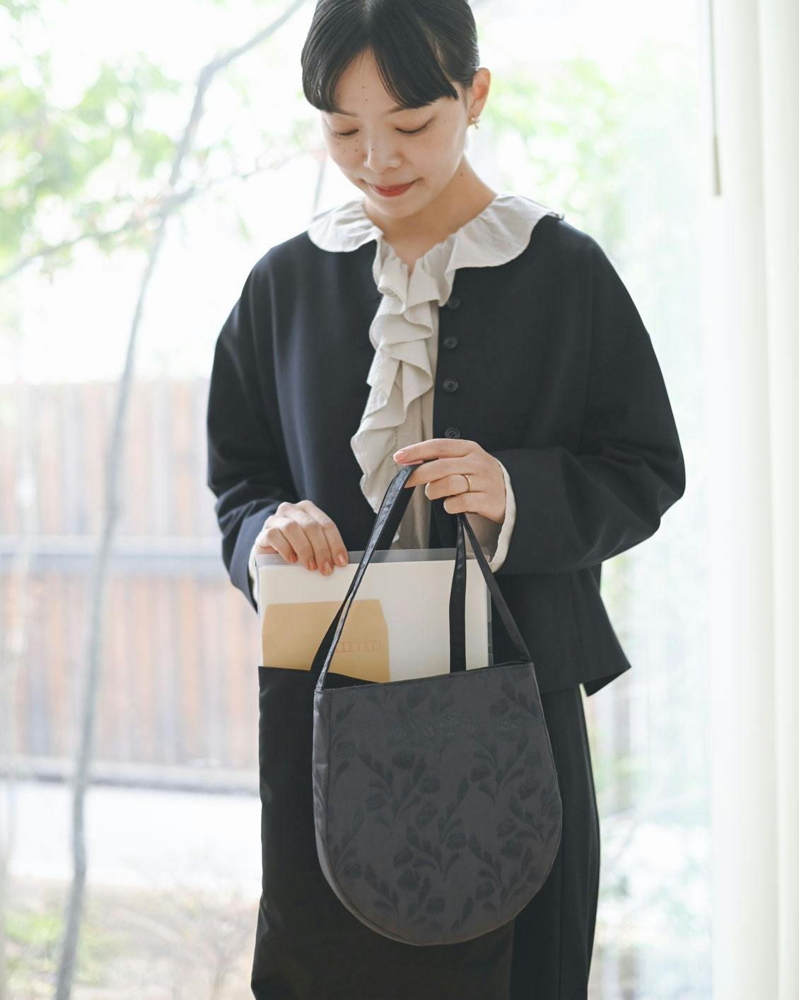 ハレの日も自分らしく】きちんとした装いにも“わたしらしさ”を添えて