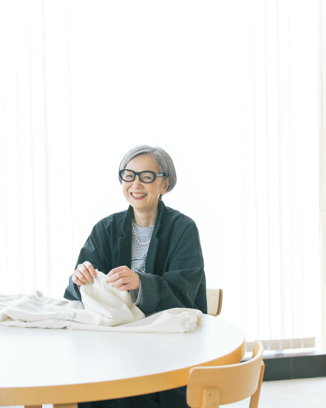 須郷様(北海道私服) 北海道十勝の廃棄野菜で染め上げた布地で作る 洋服ブランド「Clawl