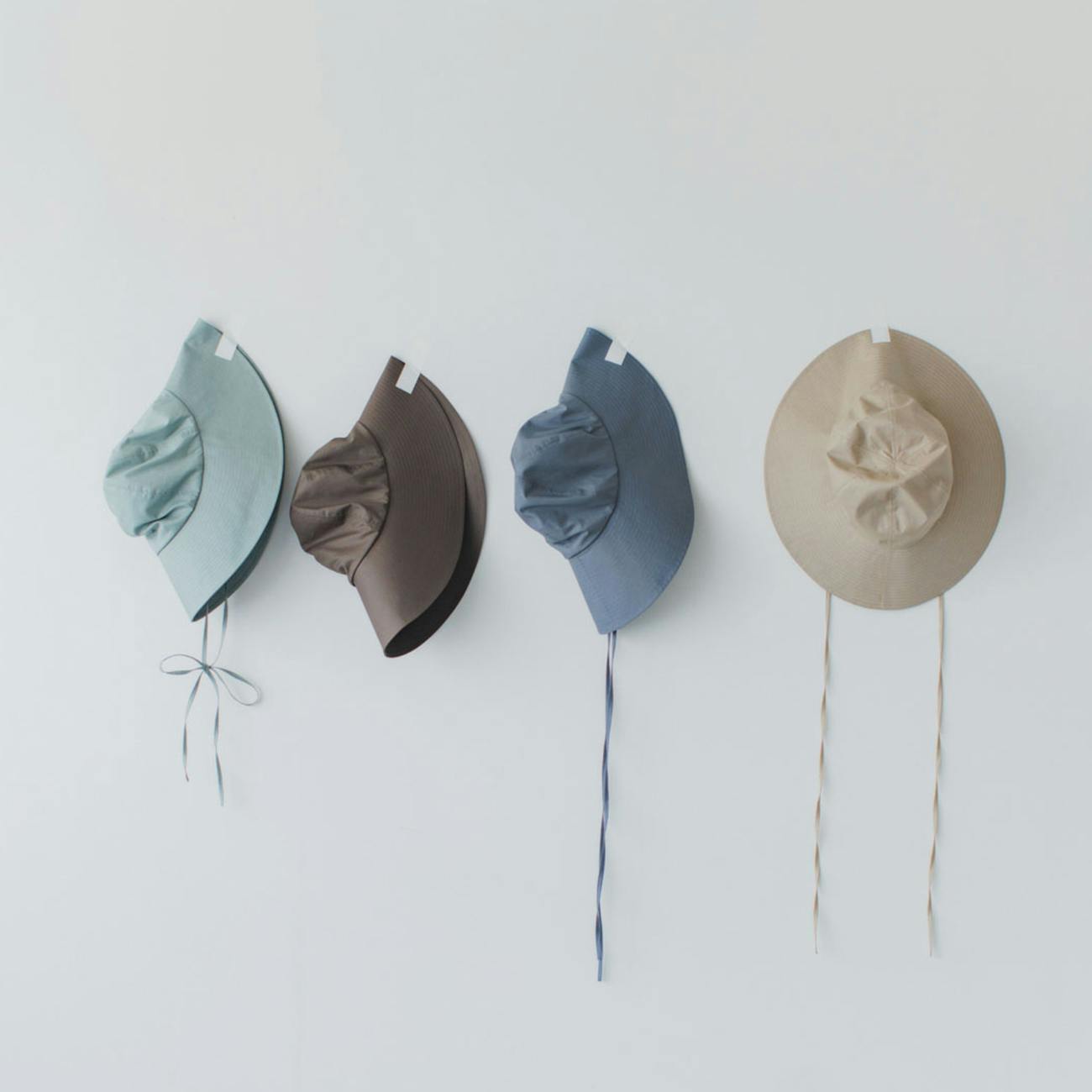 ニュアンスカラーの夏ハット