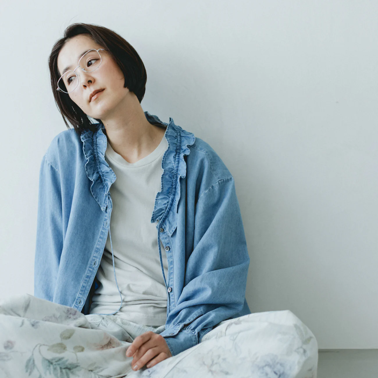 あの大人気デニムブラウスが残りわずか