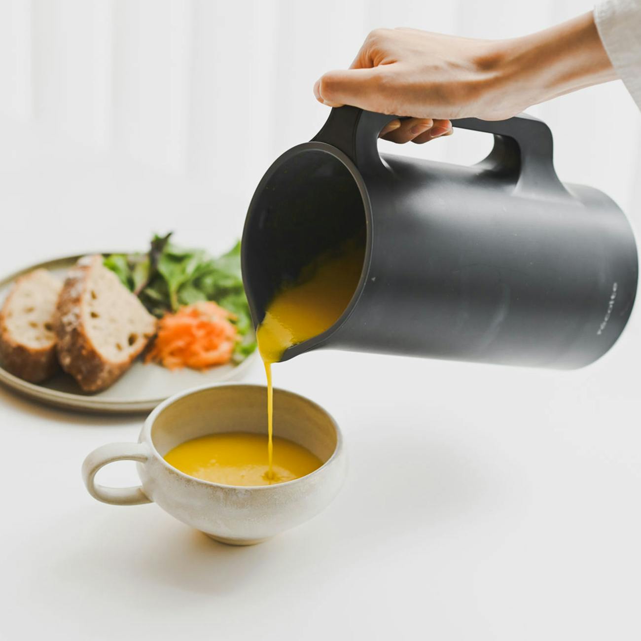 塩だけの味付けで、美味しいポタージュが完成◎