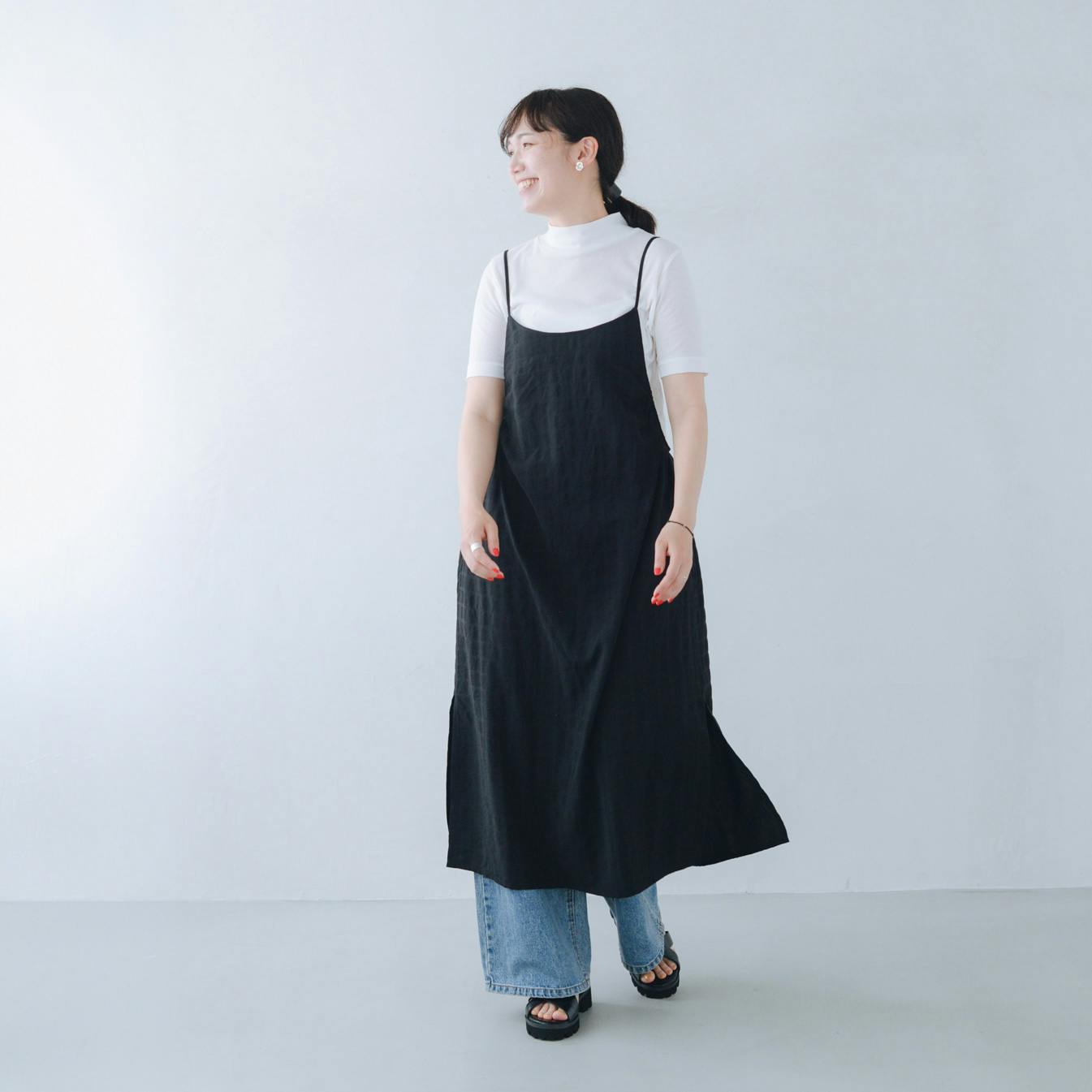 【着用レビュー】「織柄チェックのとろみ素材ワンピース」をスタッフ3人が着てみました