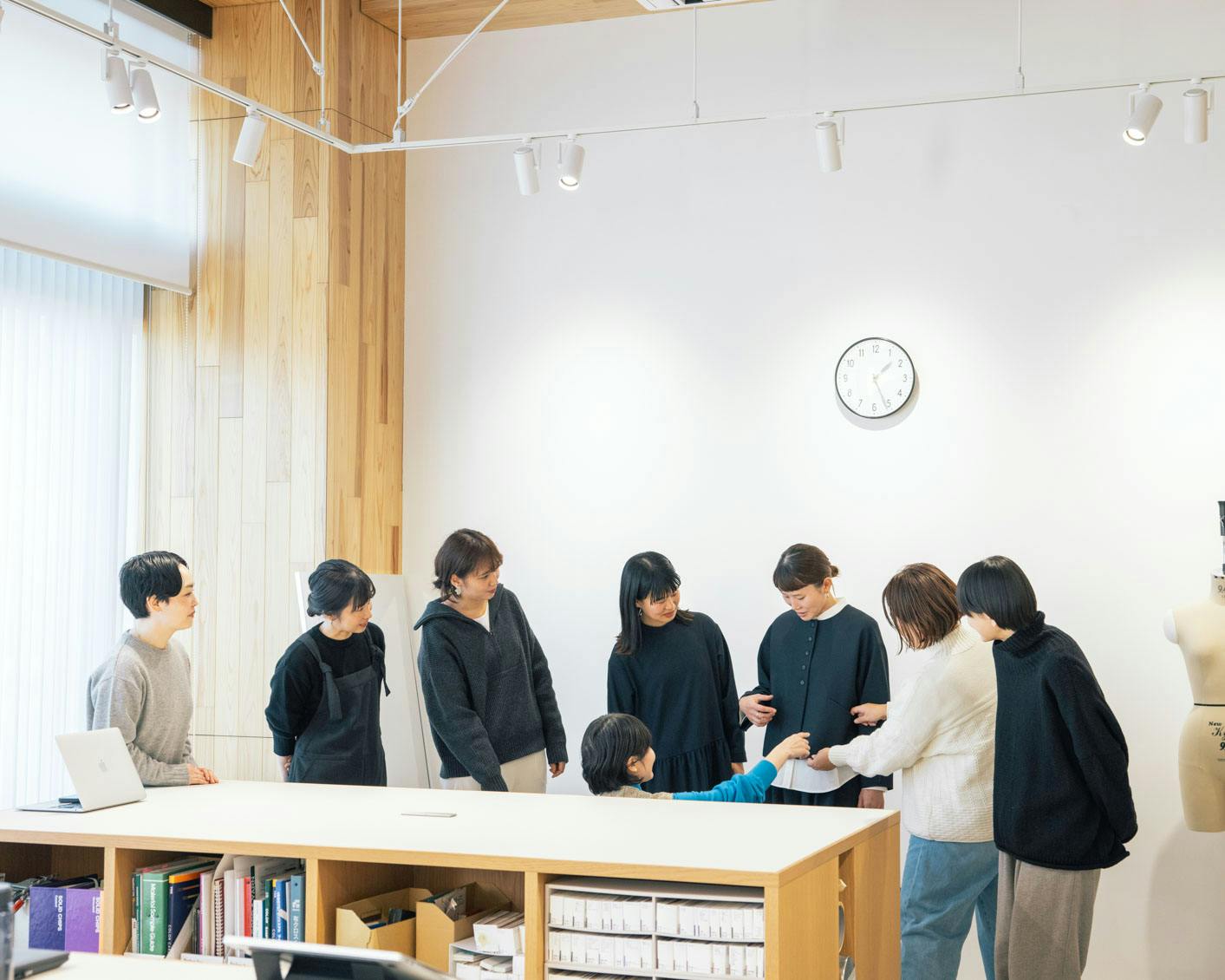 開発秘話】ハレの日を、こころ穏やかに。卒業・入学式にもぴったりな