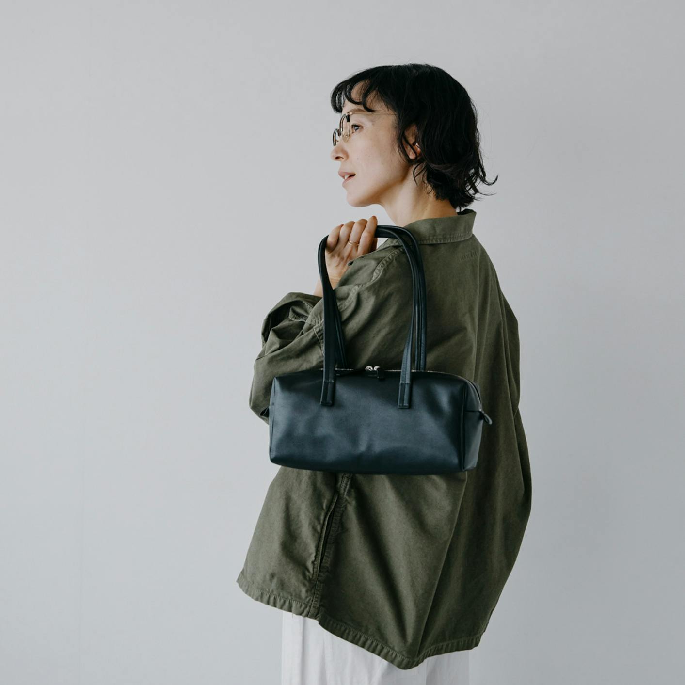 【新商品】いつものコーデに、新しい風を。「横長のレザーバッグ」をつくりました